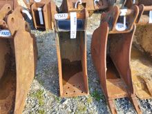 Image of CAT 1ft Excavator Bucket 255mm Ears 340mm Centres 50mm Pins