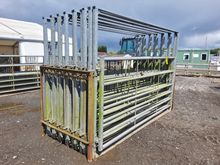 Image of Qty of Stock Gates