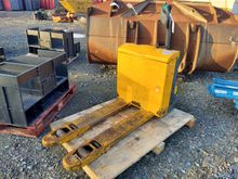 Image of 1x Battery Powered Pallet Truck