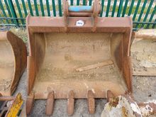 Image of 5' Tooth Bucket to suit 22T Excavator