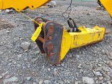 Image of Atlas Copco EC40T Hydraulic Breaker 30mm Pins | 130mm Ears | 135mm Centres