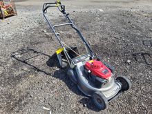 Image of Honda Pedestrian Lawn Mower