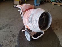 Image of Altrad Belle M12B Electric Cement Mixer
