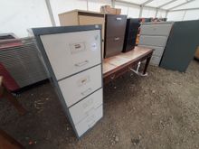 Image of Wooden Desk & 4x Filing Cabinates