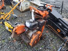 Image of Norton Clipper CS451 14/18" Petrol Floor Saw