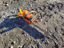 Image of 435 X-Torq Husqvarna Petrol Chainsaw