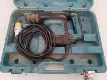 Image of Makita HR3210C Rotary Hammer Drill