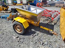 Image of Logic Salt Spreader