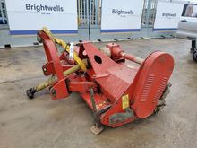 Image of Kuhn WMU230 3pt. Linkage Mounted Flail Topper