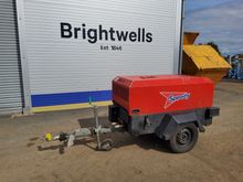 Image of Doosan 7/31 Fitted With Side Swipe Handbrake