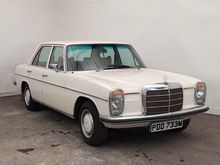 Image of 1974 Mercedes Benz 220D (W115)
