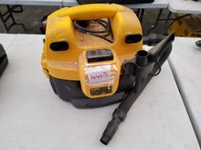 Image of Dewalt DC500 Wet & Dry Vacuum