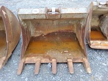 Image of Miller 43" 8T Bucket
