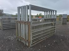 Image of Qty of Stock Gates