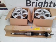 Image of Qty of Ford Car Parts