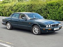 Image of 1999 Jaguar XJ8 Auto