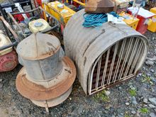 Image of Willmots Palace Coop + Feeder