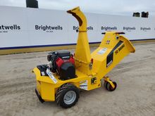 Image of Jo Beau M500 Woodchipper C/W Detachable Piece