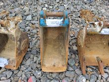 Image of 1' Bucket 35mm Pins 140mm Ears 185mm Centres