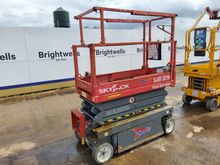 Image of SkyJack SJ III - 3219 Electric Scissor Lift