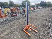 Image of Sumner LiL Hoister Lift