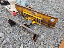 Image of Lewis Blade