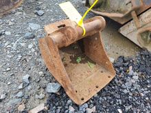 Image of Hartford Bucket 290mm Width | 40mm Pins  | 155mm Ears