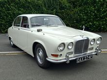 Image of 1968 Jaguar 420 Saloon