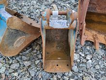 Image of 11 Inch Bucket - 35mm Pins, 140mm Ears, 190mm Centres