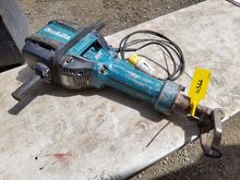 Image of Makita HM1812 Breaker