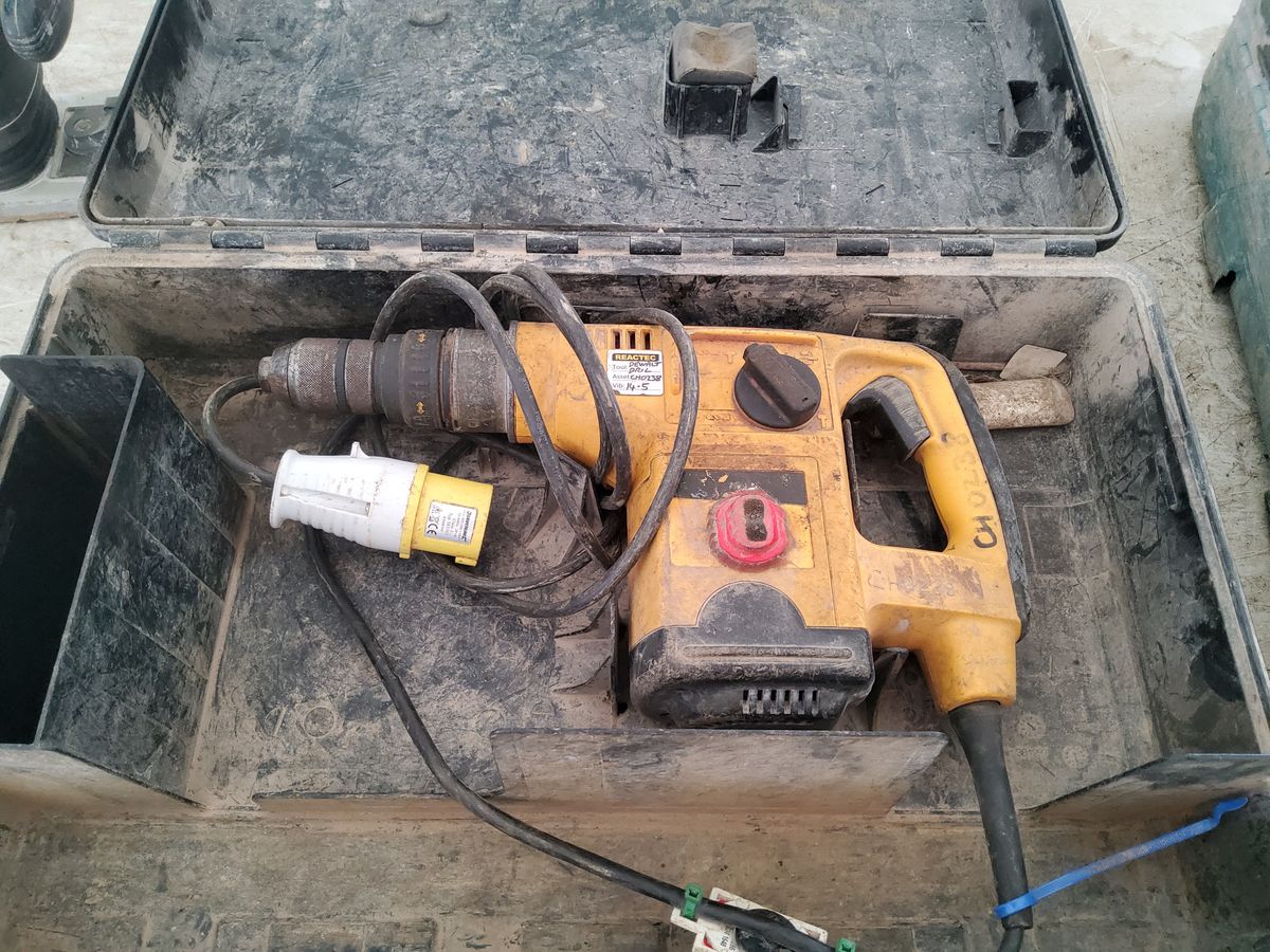 Dewalt dw530 rotary online hammer