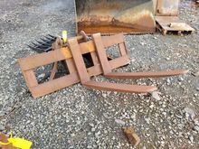 Image of Set Of Excavator Mounted Pallet Forks - 4ft Long | 60mm Pins | 350mm Ears