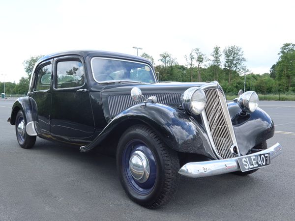 1953 Citroen Traction Avant Light 1...
