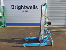 Image of Genie SLA-10 Material Lift