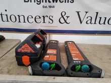 Image of 2x CAT Detectors & 2x Signal Generator