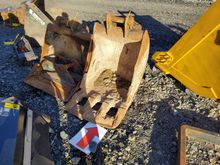 Image of Digging Bucket 620mm Wide | 50mm Pins | 160mm Ears | 340mm Centres