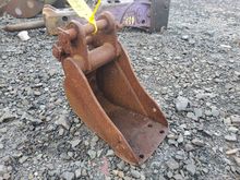 Image of Ditching Bucket Width:9" | Pins: 30mm | Ears: 110mm | Centres:110mm