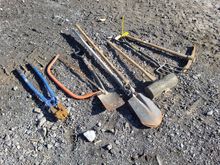 Image of 1x Shovel Holer,1x Pavers Mallet, x Pickaxe/Mattock,