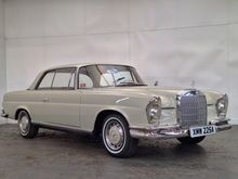 Image of 1963 Mercedes-Benz 220SE Coupe (W111)