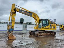 Image of Komatsu PC210LC-11 Excavator