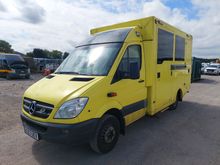 Image of MERCEDES-BENZ SPRINTER 519 CDI Ambulance