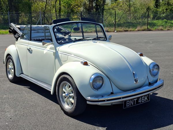 1972 Volkswagen Beetle Convertibl...