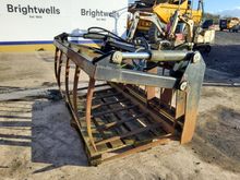 Image of Albutt Muck Grab