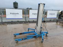 Image of Genie SLA-20 Material Lift