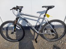 Image of 1x Carrera Valour Aluminium Frame No:  SA10500356 Frame Size: 18"