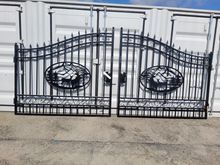 Image of 16ft Pair Of Metal Gates - Deer Design