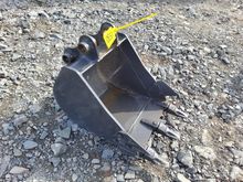 Image of Bucket 18in Wide, 35mm Pins, 110mm Ears, 135mm Centres