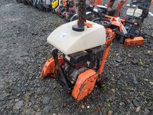 Image of Norton Clipper CS451 14/18" Petrol Floor Saw