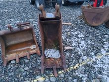 Image of Digging Bucket 16" Wide, 45mm Pins, 345mm Centres, 165mm Ears