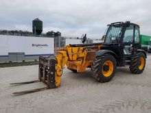 Image of JCB 540-140 Hi Viz Telehandler